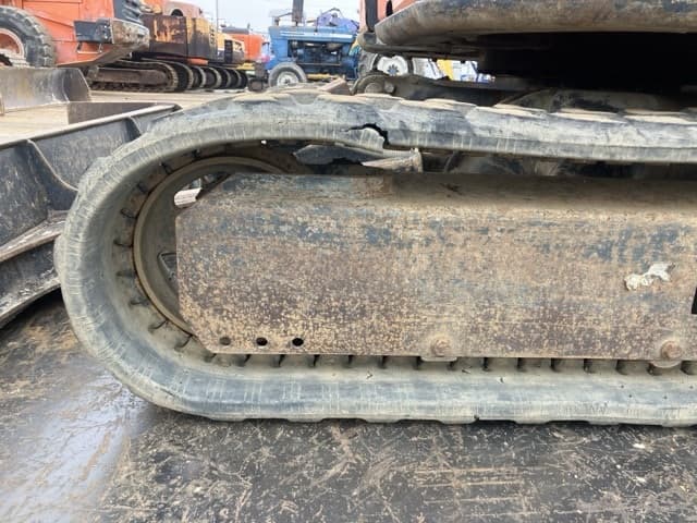 MINI EXCAVATOR — Auction (lot 8451-50010)