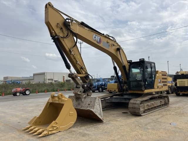 EXCAVATOR — Auction (lot 8451-50011)