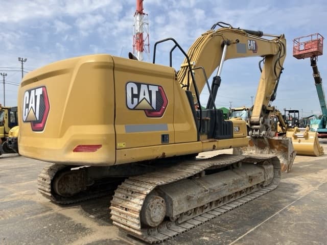 EXCAVATOR — Auction (lot 8451-50011)