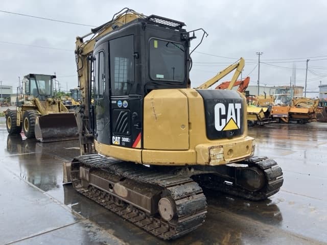 EXCAVATOR — Auction (lot 8451-50017)