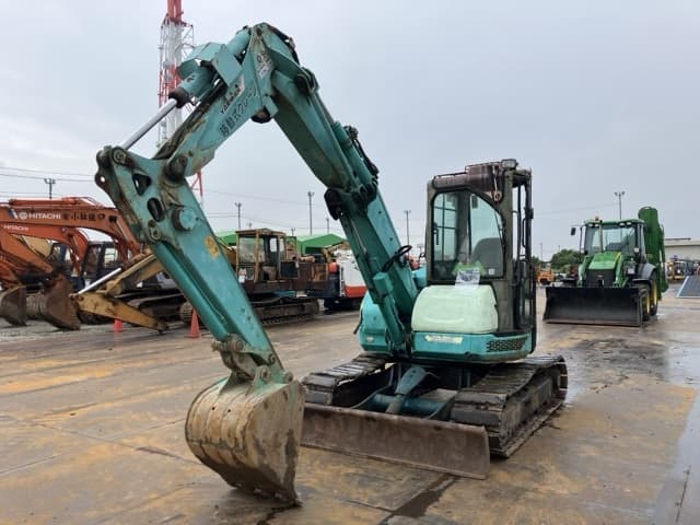 MINI EXCAVATOR — Auction (lot 8451-50019)
