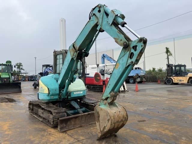 MINI EXCAVATOR — Auction (lot 8451-50019)