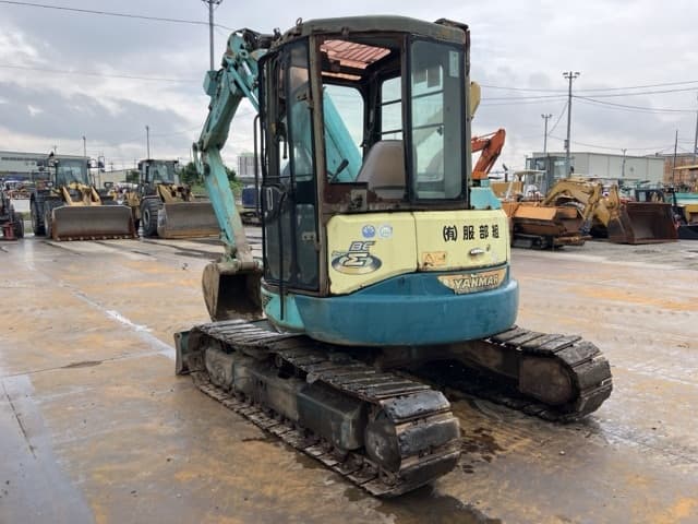 MINI EXCAVATOR — Auction (lot 8451-50019)