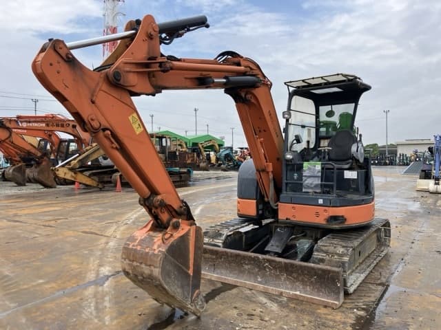 MINI EXCAVATOR — Auction (lot 8451-50020)