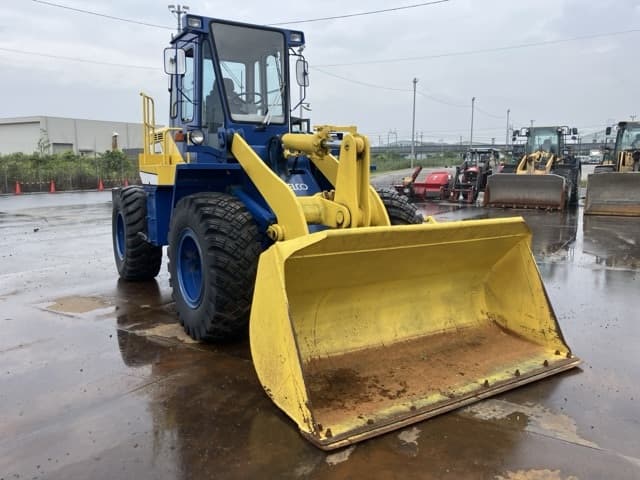 WHEEL LOADER — Auction (lot 8451-50021)