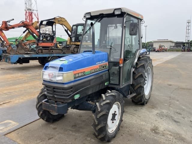Tractor — Auction (lot 8451-51005)