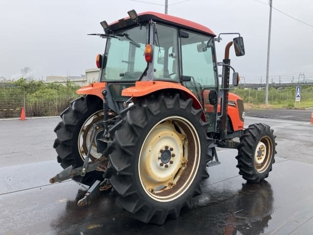 Tractor — Auction (lot 8451-51013)