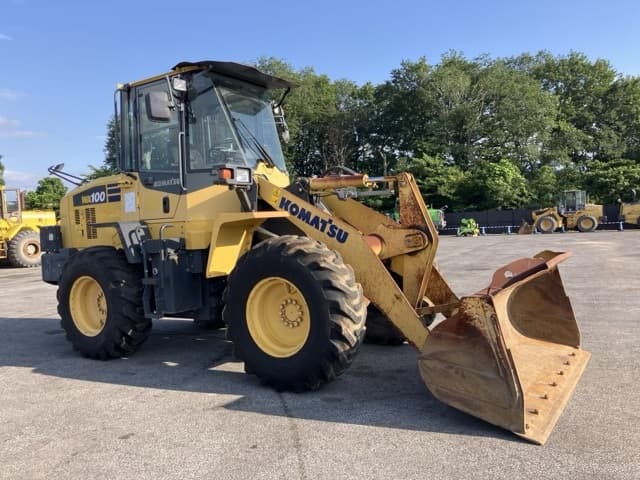 WHEEL LOADER — Auction (lot 8451-52)