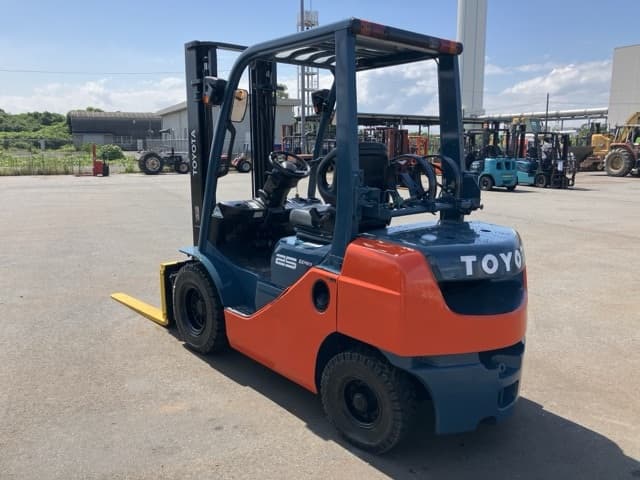 Forklift — Auction (lot 8451-52008)