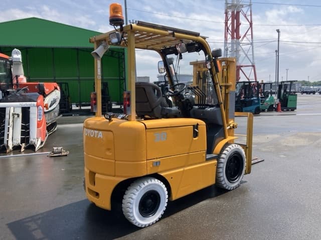 Battery Forklift — Auction (lot 8451-52013)