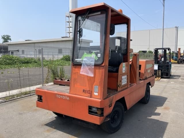 Forklift — Auction (lot 8451-52801)