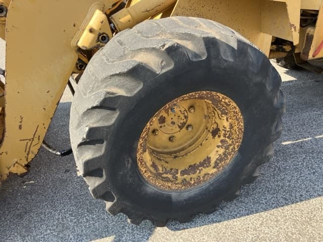 MINI WHEEL LOADER — Auction (lot 8451-53)