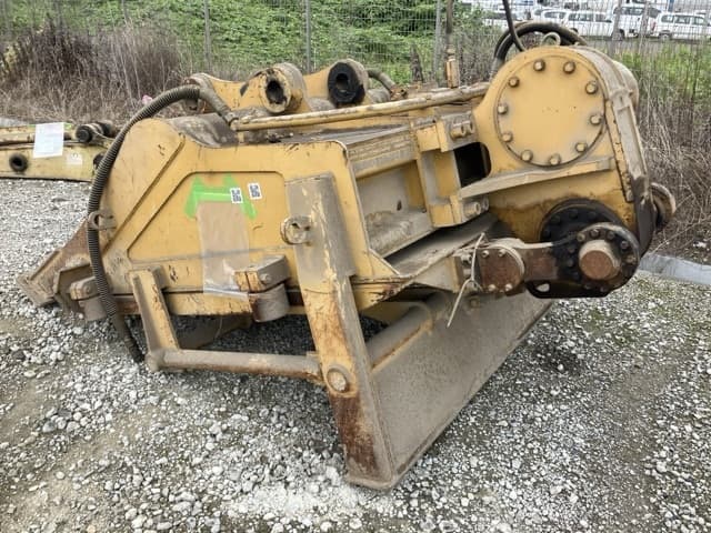 Bucket — Auction (lot 8451-53004)