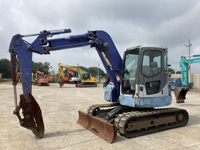EXCAVATOR — Auction (lot 8451-56)