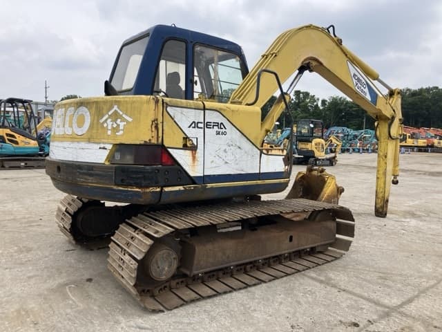 EXCAVATOR — Auction (lot 8451-57)