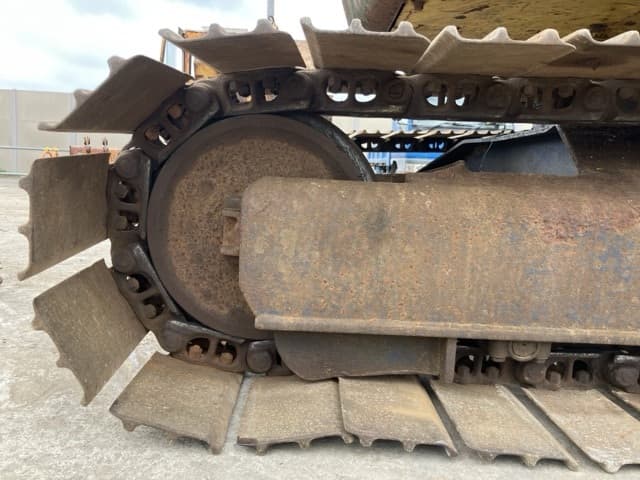 EXCAVATOR — Auction (lot 8451-57)
