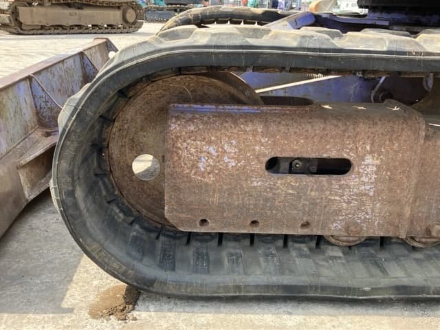 MINI EXCAVATOR — Auction (lot 8451-58)