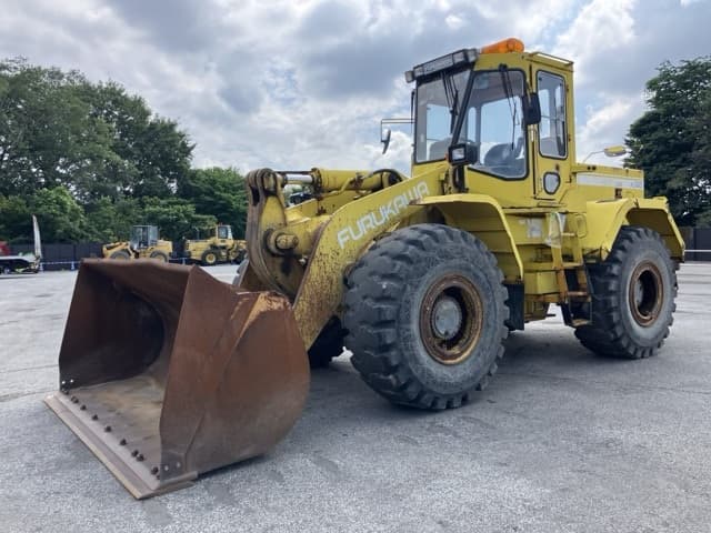 WHEEL LOADER — Auction (lot 8451-6)