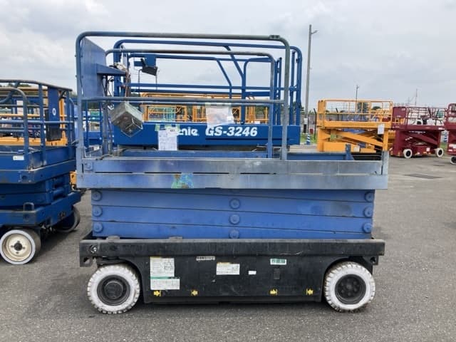 AERIAL WORK PLATFORM — Auction (lot 8451-60)