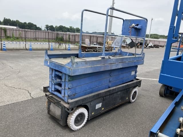 AERIAL WORK PLATFORM — Auction (lot 8451-60)