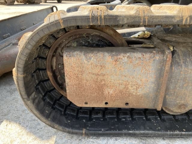 MINI EXCAVATOR — Auction (lot 8451-63)