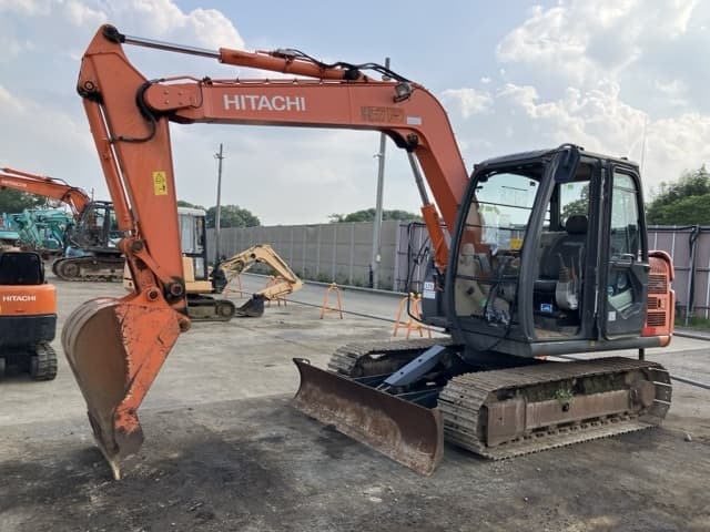 EXCAVATOR — Auction (lot 8451-66)