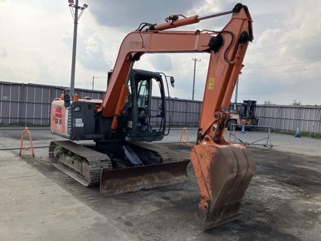 EXCAVATOR — Auction (lot 8451-66)