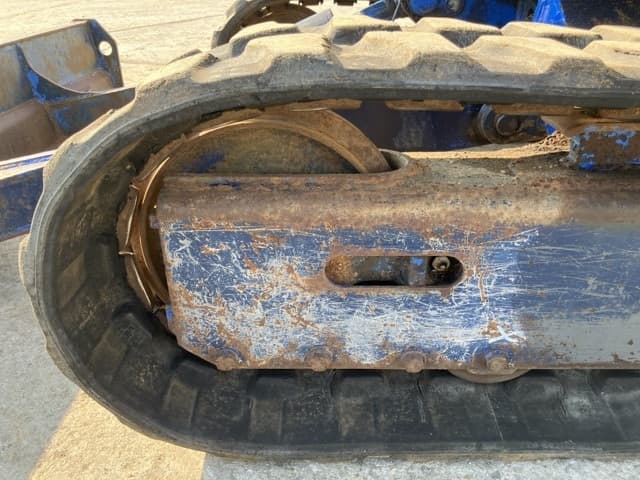 MINI EXCAVATOR — Auction (lot 8451-70)