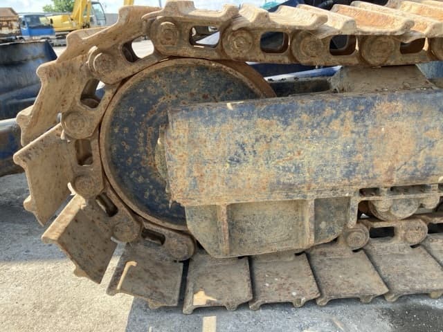 MINI EXCAVATOR — Auction (lot 8451-72)