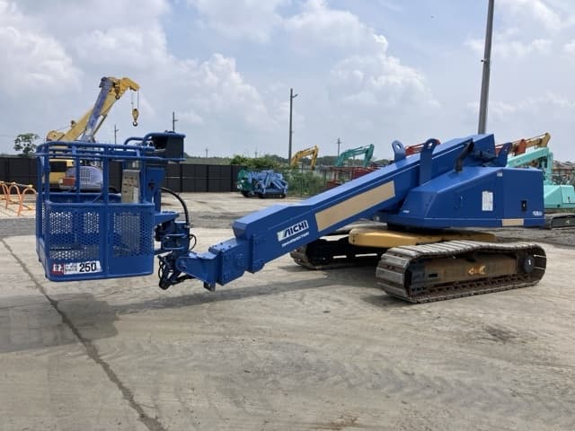 AERIAL WORK PLATFORM — Auction (lot 8451-74)
