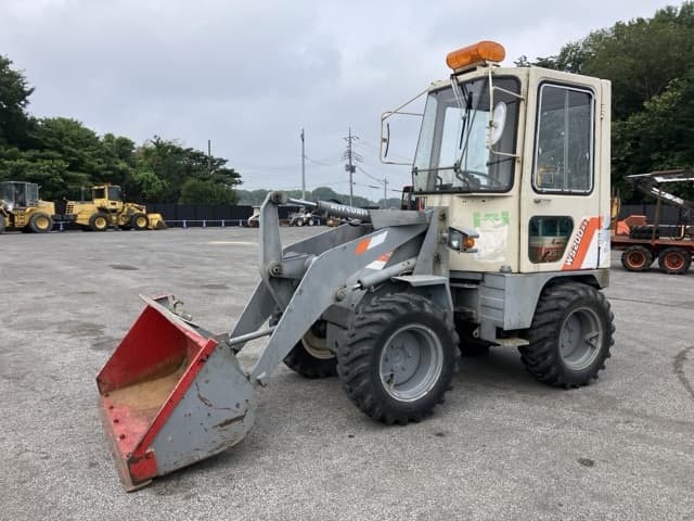 MINI WHEEL LOADER — Auction (lot 8451-77)