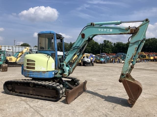 MINI EXCAVATOR — Auction (lot 8451-78)