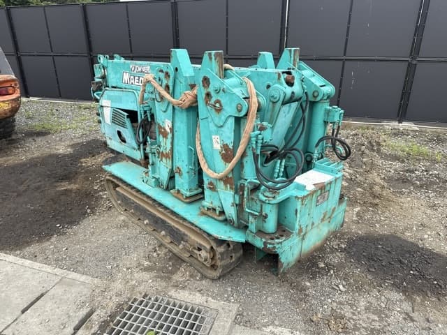 MINI CRAWLER CRANE — Auction (lot 8451-810)