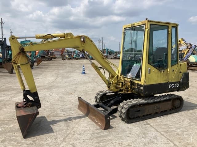 MINI EXCAVATOR — Auction (lot 8451-83)