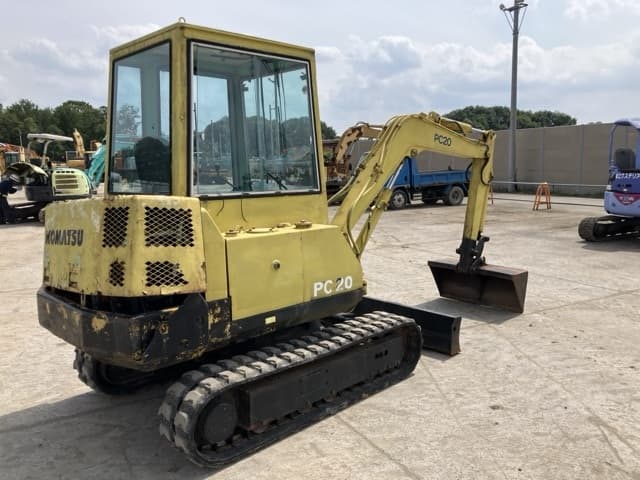 MINI EXCAVATOR — Auction (lot 8451-83)