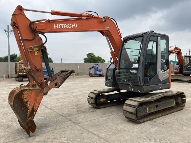 EXCAVATOR — Auction (lot 8451-84)
