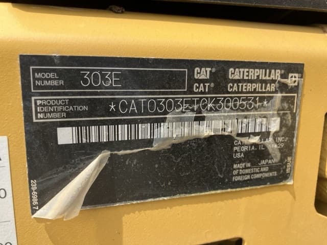 MINI EXCAVATOR — Auction (lot 8451-89)