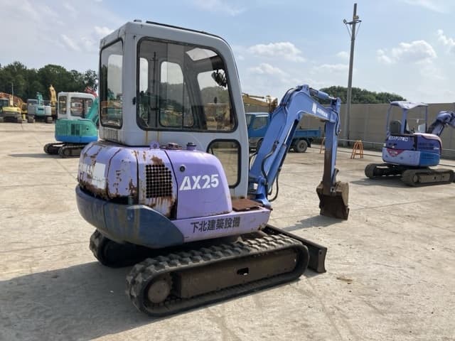 MINI EXCAVATOR — Auction (lot 8451-91)