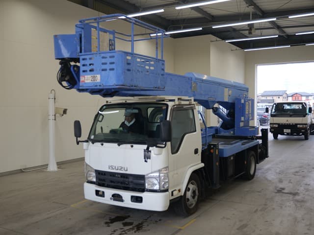 DUTRO — Auction (lot vt-8-6558-10029)