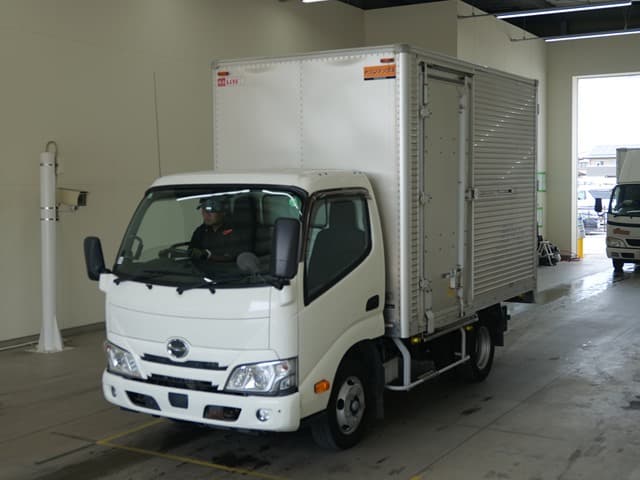 DUTRO — Auction (lot vt-8-6558-1078)