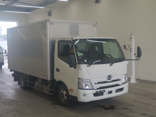 DUTRO — Auction (lot vt-8-6558-15023)