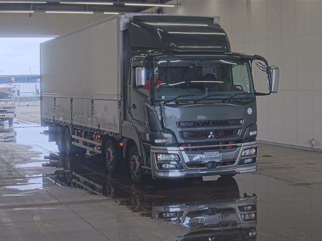 GIGA — Auction (lot vt-8-6558-4133)