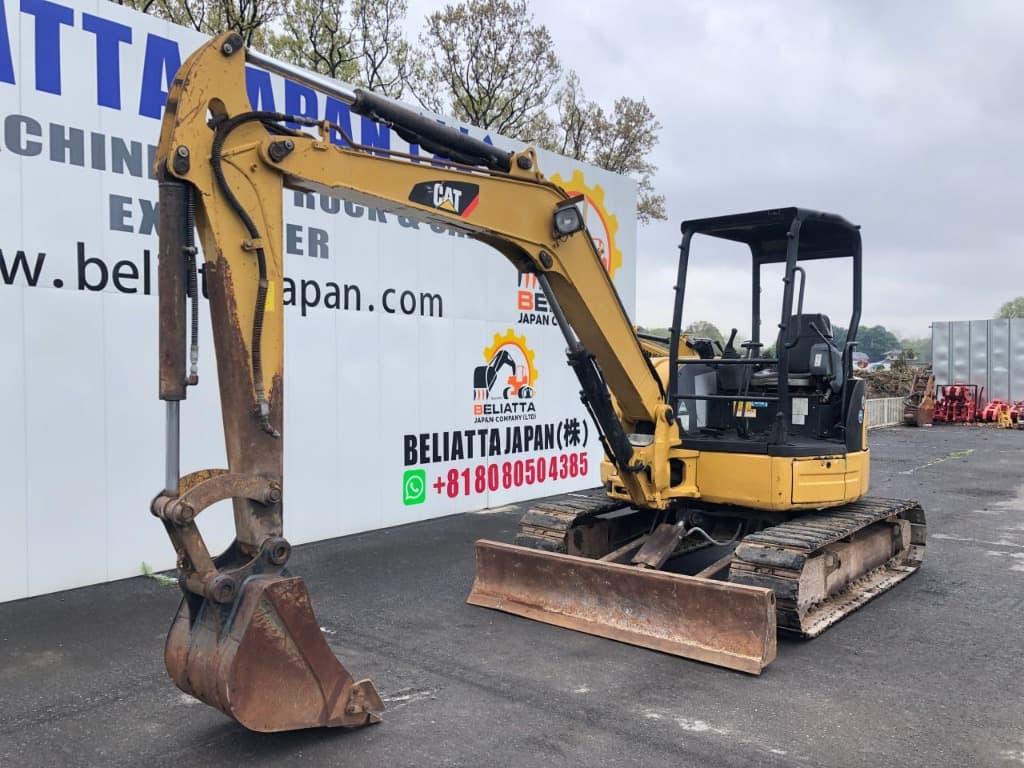 Excavator — Japan Auction