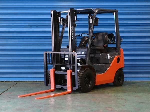 Forklift — Auction (lot 1207-6466806)
