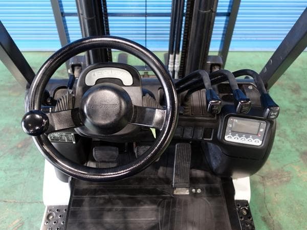Forklift — Auction (lot 1207-6466823)