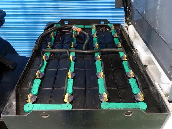 Battery Forklift — Auction (lot 1207-6467055)