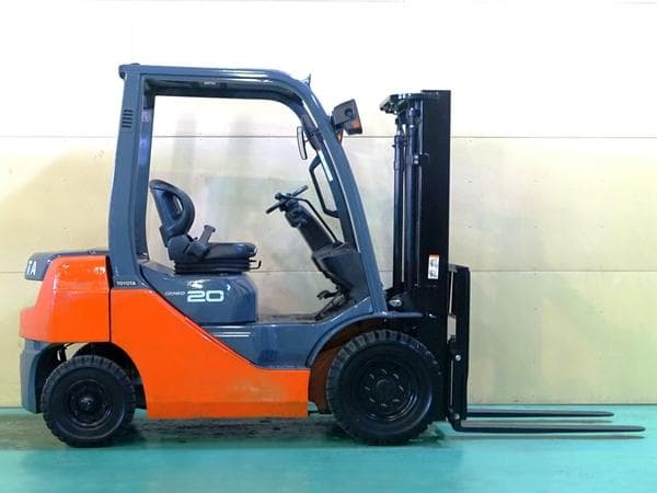 Forklift — Auction (lot 1207-6467125)