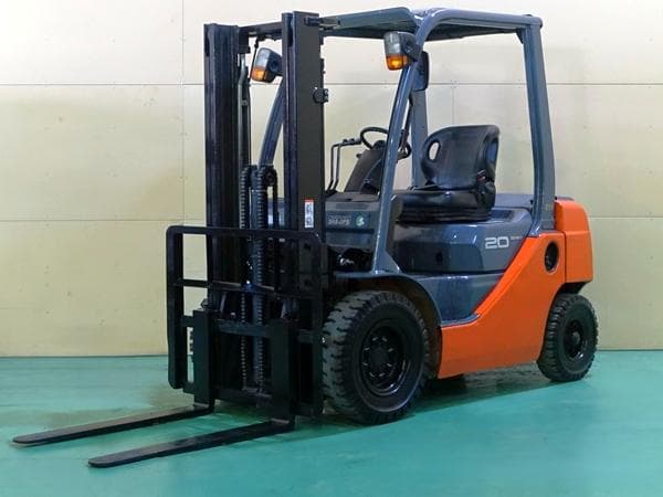 Forklift — Auction (lot 1207-6467125)