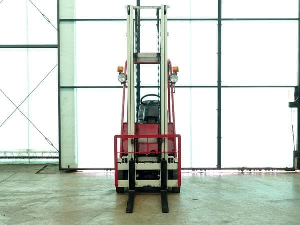 Battery Forklift — Auction (lot 1207-6467449)