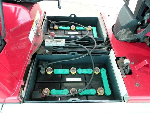 Battery Forklift — Auction (lot 1207-6467449)